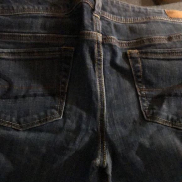 American Eagle size 6 Long Stretch Boot Cut Jeans crotch is 6”. Length is 32”. - Picture 4 of 4